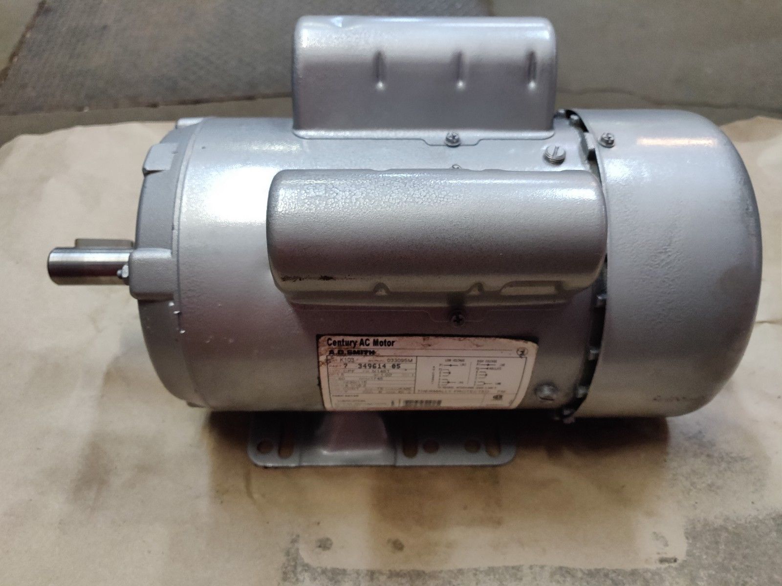 Century Ac Motor >> Century A O Smith A C 1 5 Hp Motor Cat No K103 Serial 033095m Century Ac Motor >> Century A O Smith A C 1 5 Hp Motor Cat No K103 Serial 033095m